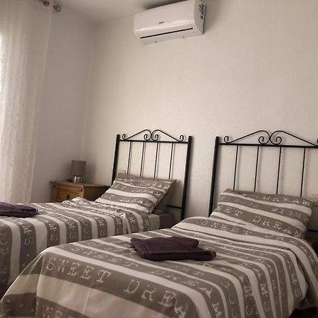 Puerto De Mazarron Large House With Roof Terrace & Sea Views-5 Guests Have 3 Bedrooms & 1 To 4 Guests Have 2 Bedrooms Eksteriør billede