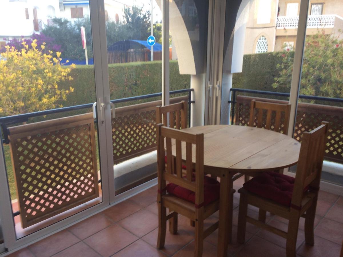 Puerto De Mazarron Large House With Roof Terrace & Sea Views-5 Guests Have 3 Bedrooms & 1 To 4 Guests Have 2 Bedrooms Eksteriør billede
