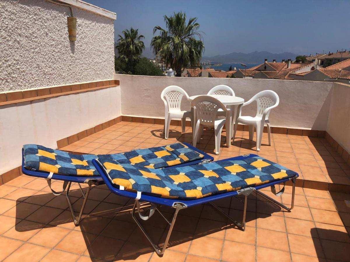 Puerto De Mazarron Large House With Roof Terrace & Sea Views-5 Guests Have 3 Bedrooms & 1 To 4 Guests Have 2 Bedrooms Eksteriør billede